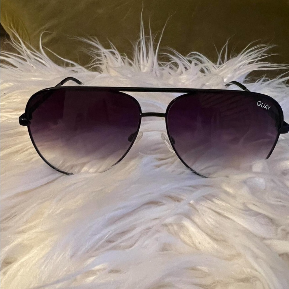 Quay Gradient Glasses